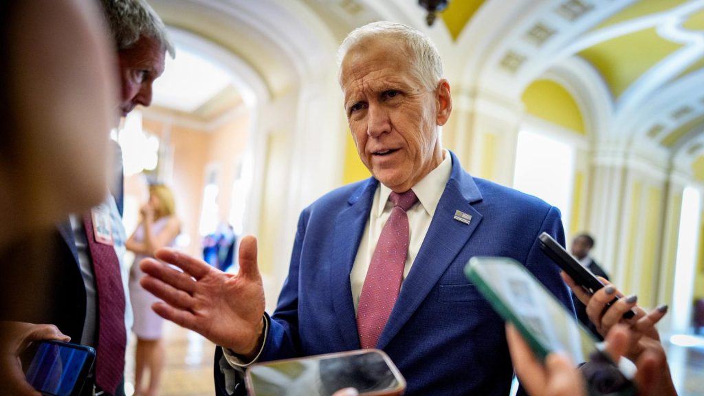 Senators said to strike idea to toughen Trump's concession on Clarity Act's crypto limits